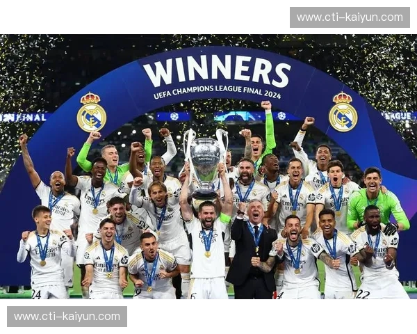 意甲巨头与银河战舰的宿命对决：尤文图斯vs皇家马德里，一场永载史册的叙事